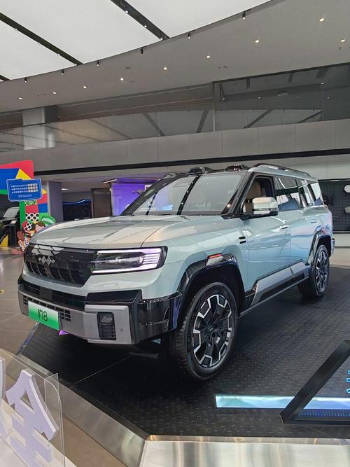 重庆巫溪县欧联宝企业管理咨询比亚迪方程豹硬派越野的爆款，英菲尼迪35周年与你共成长